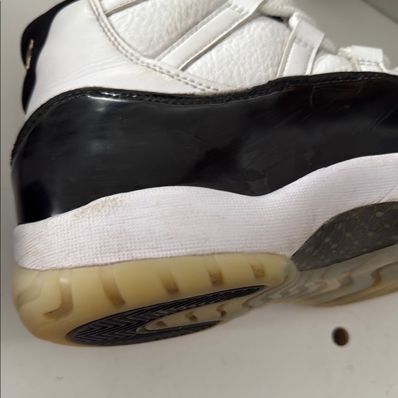 Air Jordan 11 Retro “Concord” 2000 Athletic Shoes - Picture 12 of 13